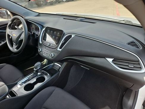 Used 2023 Chevrolet Malibu LT image 26