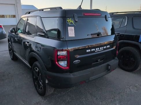 Used 2021 Ford Bronco Sport Outer Banks w/ Outer Banks Package (96D) image 2