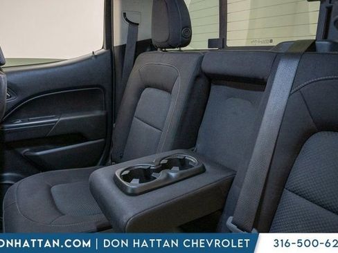 Used 2022 Chevrolet Colorado LT w/ LT Convenience Package image 24