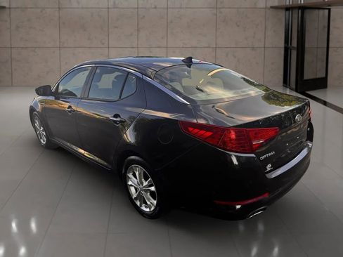 Used 2013 Kia Optima LX image 3
