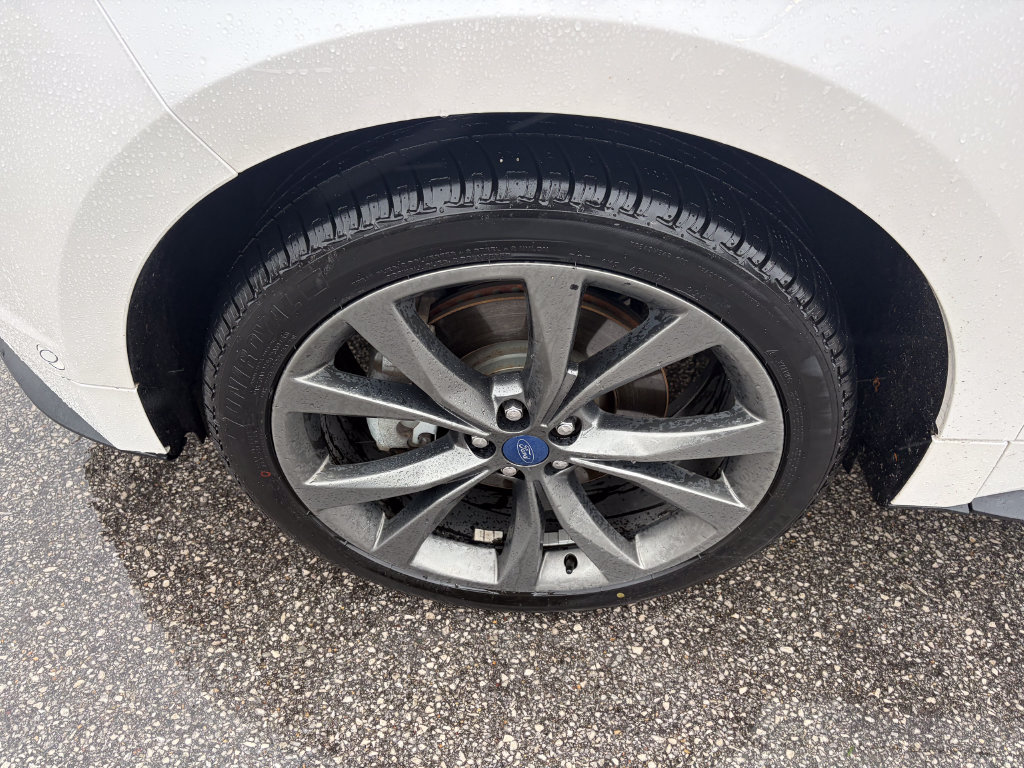 Used 2018 Ford Edge Sport w/ Equipment Group 401A AWD/4WD image 30