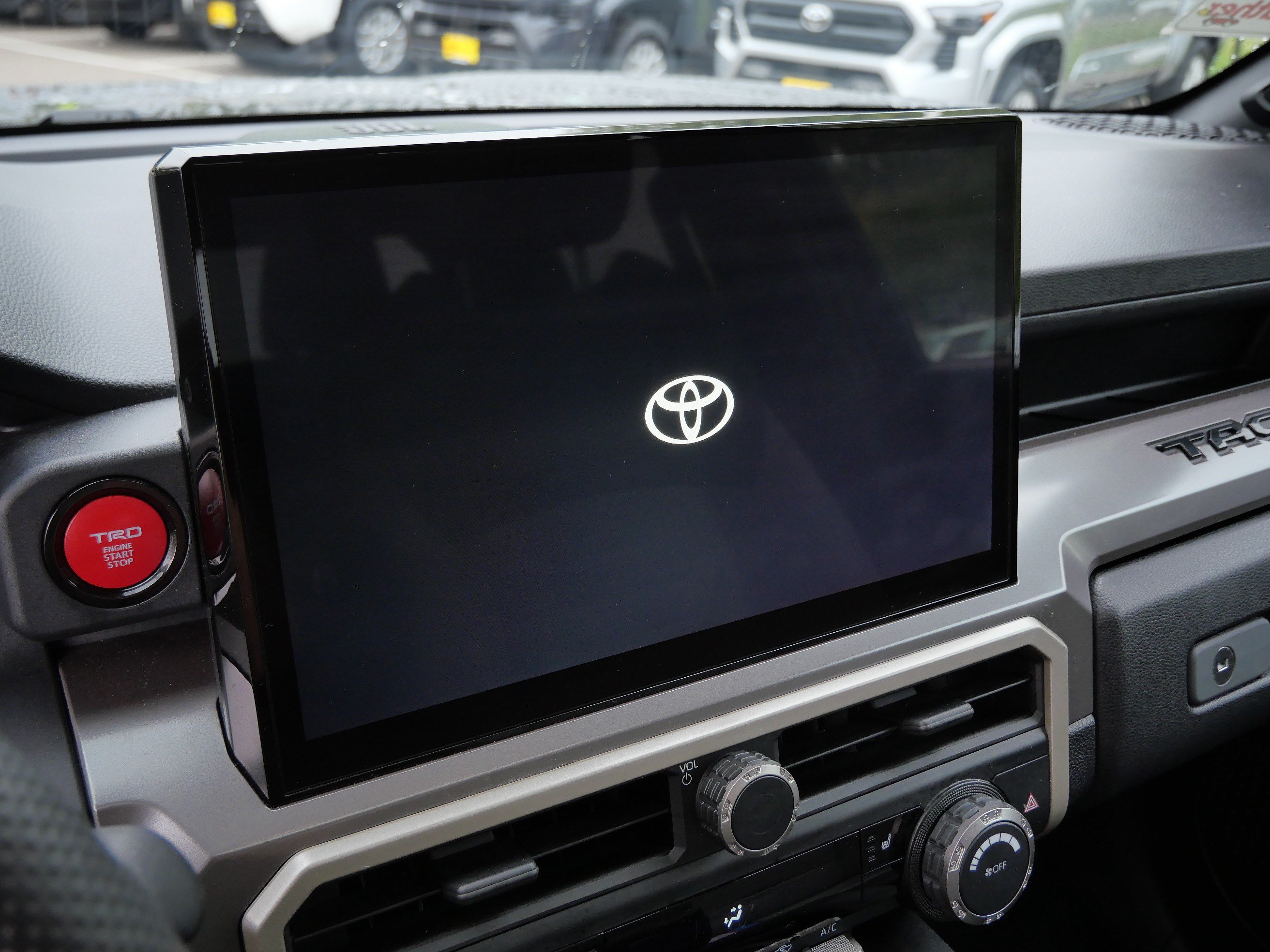 Used 2024 Toyota Tacoma TRD Off-Road w/ TRD Off Road Upgrade Package AWD/4WD image 23