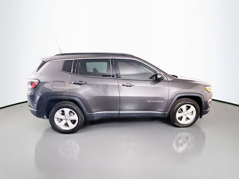 Used 2019 Jeep Compass Latitude w/ Popular Equipment Group image 11