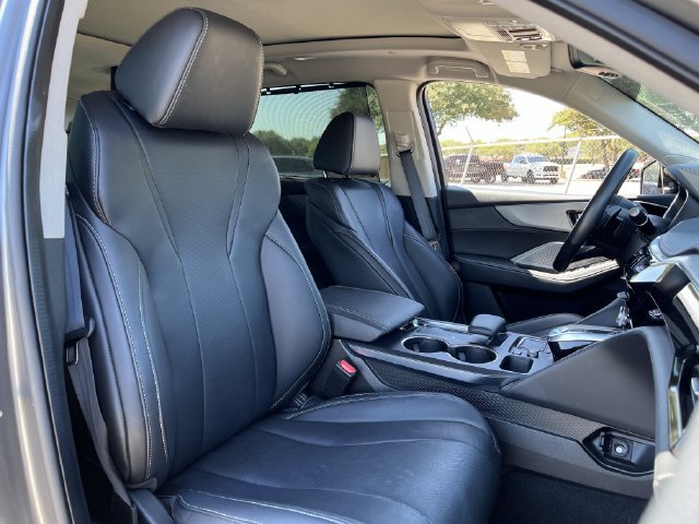 Certified 2024 Acura MDX w/ Technology Package FWD image 25