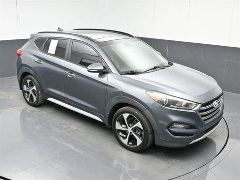 Used 2017 Hyundai Tucson Limited w/ Limited Ultimate Package 03 image 23
