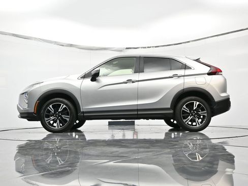 Used 2024 Mitsubishi Eclipse Cross SE image 45