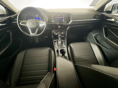 Used 2023 Volkswagen Jetta SE FWD image 29