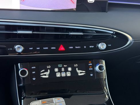 New 2026 Genesis GV70 2.5T AWD/4WD image 21
