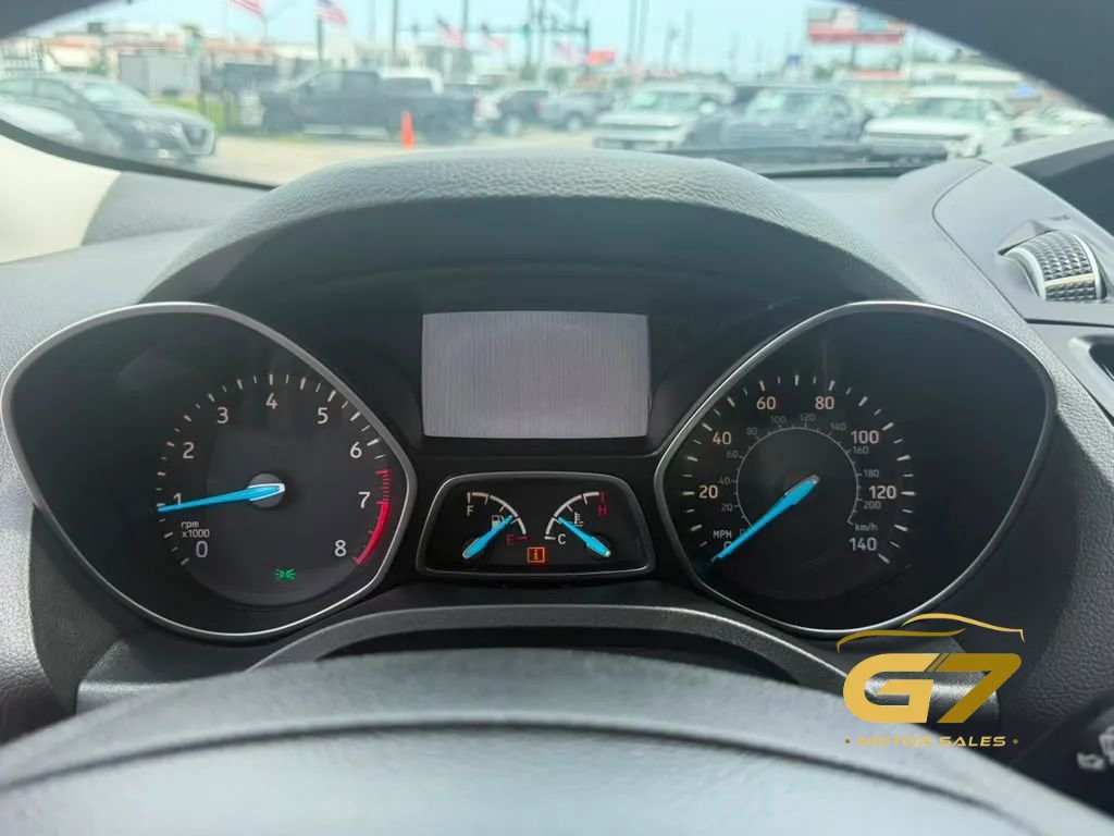Used 2017 Ford Escape SE FWD image 18