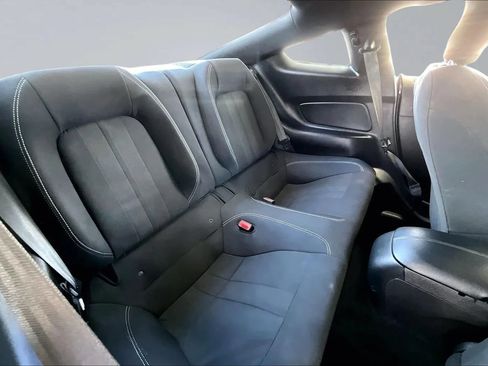 Used 2019 Ford Mustang Coupe w/ Equipment Group 101A RWD image 22