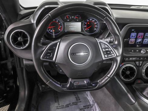 Used 2017 Chevrolet Camaro LT image 25