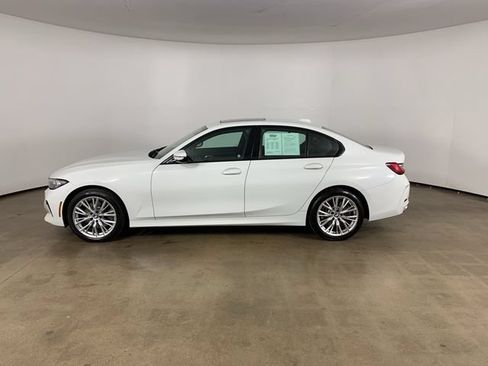 Used 2023 BMW 330i xDrive Sedan w/ Driving Assistance Package AWD/4WD image 16
