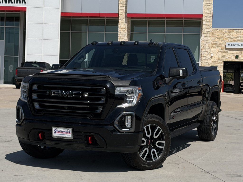 Used 2021 GMC Sierra 1500 AT4 w/ AT4 Premium Package AWD/4WD image 2