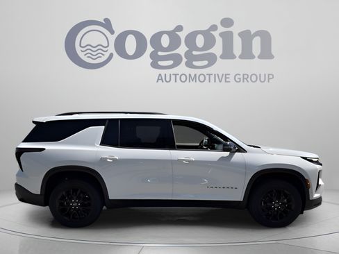 New 2026 Chevrolet Traverse LT w/ Enhanced Driving Package FWD image 6