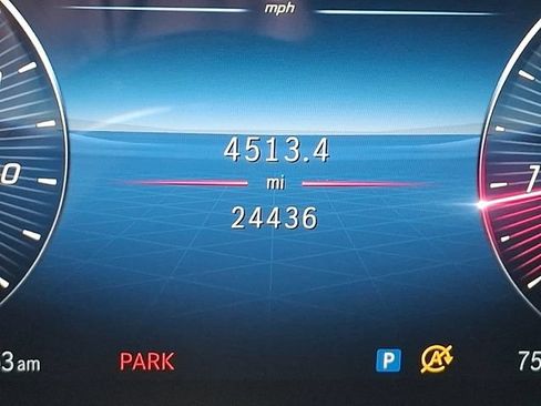 Used 2025 Mercedes-Benz GLB 250 4MATIC image 20
