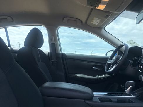 Certified 2025 Nissan Sentra SV FWD image 24