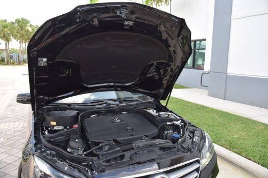 Used 2014 Mercedes-Benz E 250 BlueTEC Sedan image 88