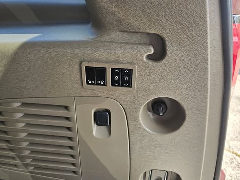 Used 2016 Chevrolet Suburban LT w/ Texas Edition Package image 19