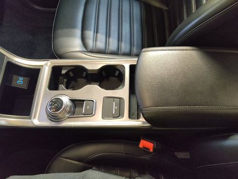 Used 2024 Ford Edge SEL image 26