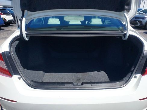 Used 2018 Honda Accord LX image 26