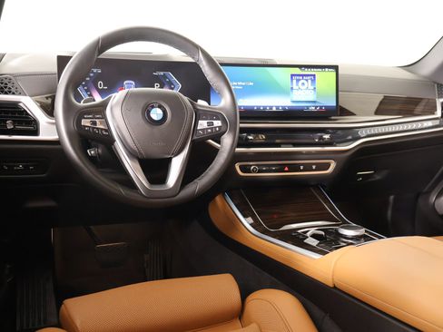 Used 2026 BMW X5 xDrive40i AWD/4WD image 2