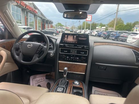 Used 2024 Nissan Armada SL w/ Cargo Package AWD/4WD image 13