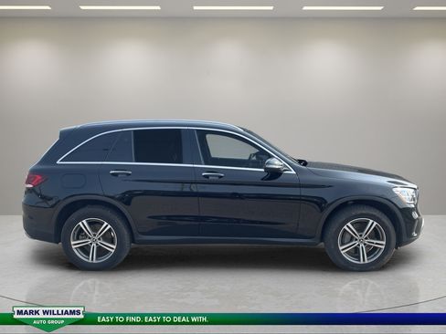 Used 2020 Mercedes-Benz GLC 300 4MATIC image 3