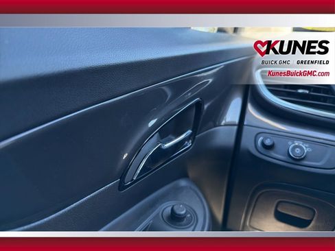 Used 2017 Buick Encore Preferred image 27