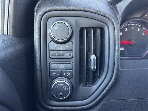 Used 2020 Chevrolet Silverado 1500 Custom w/ Custom Value Package image 33