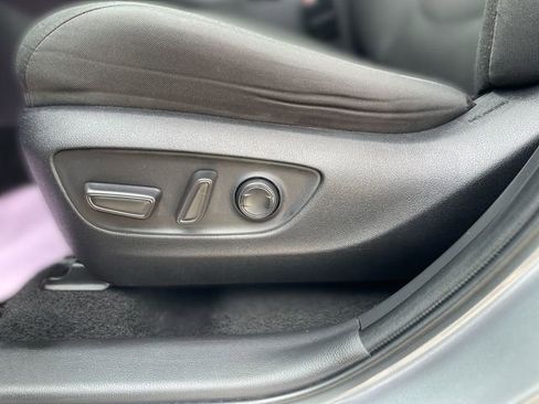 Used 2024 Toyota RAV4 XLE FWD image 16