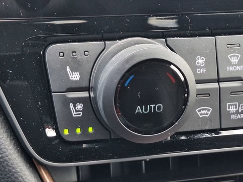 Used 2026 Toyota Grand Highlander AWD Hybrid image 23
