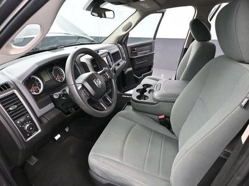 Used 2019 RAM 1500 ST w/ SXT Plus Group AWD/4WD image 17