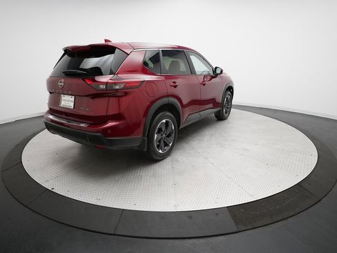 Certified 2024 Nissan Rogue SV image 36