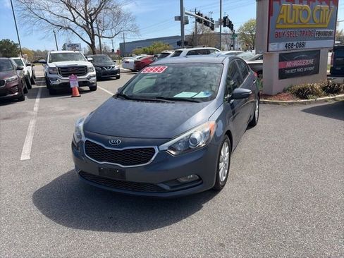 Used 2016 Kia Forte LX image 1