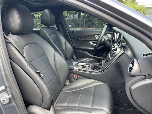 Used 2019 Mercedes-Benz C 300 4MATIC Sedan image 29