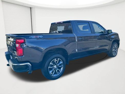 Used 2023 Chevrolet Silverado 1500 LT AWD/4WD image 5