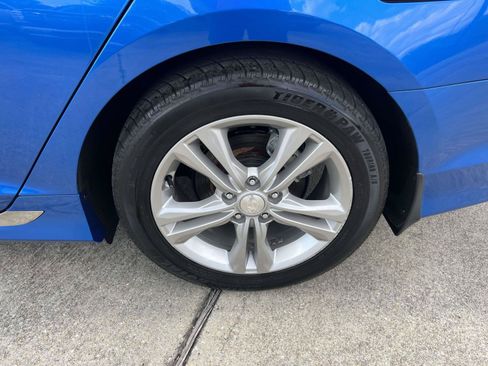 Used 2018 Hyundai Sonata Sport w/ Cargo Package FWD image 6