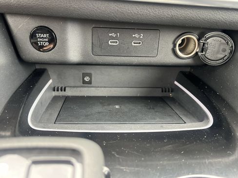 Certified 2026 Nissan Rogue SL FWD image 8