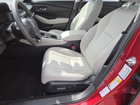 Used 2023 Honda Accord EX image 24