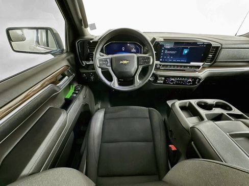 Used 2023 Chevrolet Silverado 1500 LT w/ Max Trailering Package AWD/4WD image 10