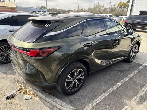 Certified 2025 Lexus RX 350 Premium w/ Accessory Package (Z1) image 4