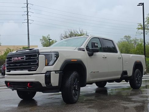 New 2026 GMC Sierra 2500 AT4 w/ AT4 Premium Plus Package AWD/4WD image 13
