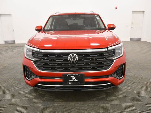 Used 2024 Volkswagen Atlas SEL Premium R-Line AWD/4WD image 11