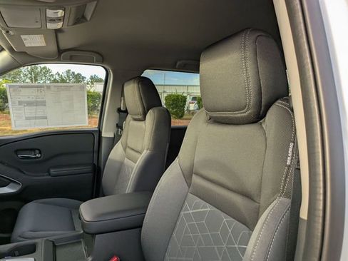 New 2026 Nissan Frontier SV w/ SV Convenience Package RWD image 14