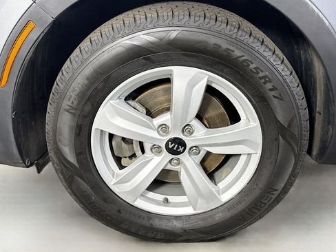 Used 2021 Kia Sorento LX FWD image 37