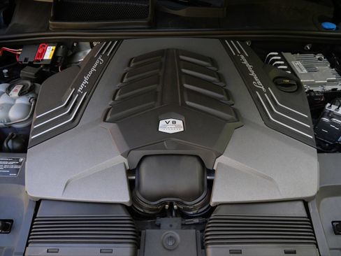 Used 2023 Lamborghini Urus S AWD/4WD image 27