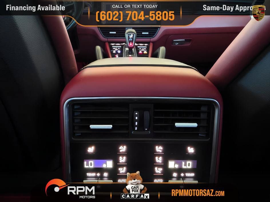 Used 2021 Porsche Cayenne S AWD/4WD image 18