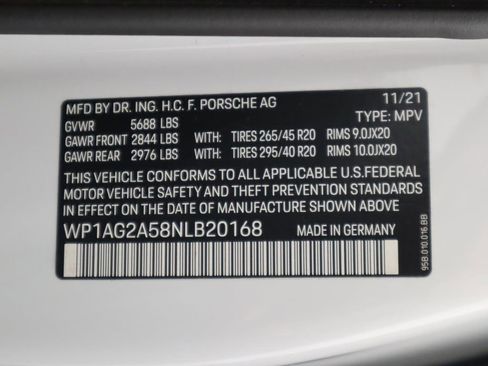 Used 2022 Porsche Macan S AWD/4WD image 36