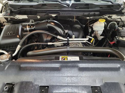 Used 2017 RAM 1500 Laramie w/ Convenience Group image 30