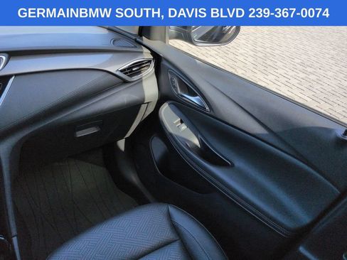 Used 2023 Buick Encore GX Essence w/ Experience Buick Package FWD image 19